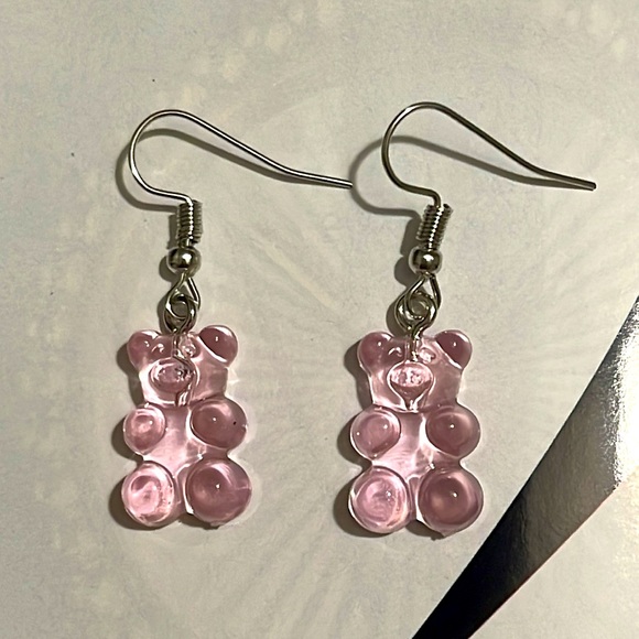 🆕 Gummy Bear Charm Dangle Earrings - Picture 5 of 8
